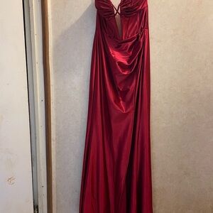 Elegant Red Prom Dress